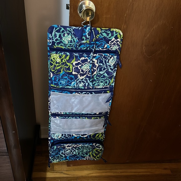 Vera Bradley Travel Bag - Picture 9 of 9